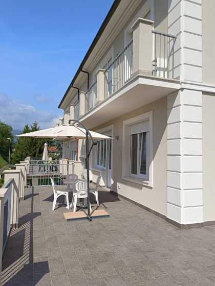 Photo Two-Room apartment with Large Terrace Marina di Massa